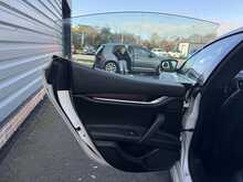 Maserati Ghibli 3.0D V6 Saloon 4dr Diesel ZF Euro 5 (s/s) (275 ps) - U1273