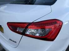 Maserati Ghibli 3.0D V6 Saloon 4dr Diesel ZF Euro 5 (s/s) (275 ps) - U1273