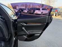 Maserati Ghibli 3.0D V6 Saloon 4dr Diesel ZF Euro 5 (s/s) (275 ps) - U1286