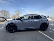 Volkswagen ID.3 Pro Performance 58kWh 1ST Edition Hatchback 5dr Electric Auto (204 ps) - U1293