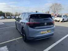 Volkswagen ID.3 Pro Performance 58kWh 1ST Edition Hatchback 5dr Electric Auto (204 ps) - U1293