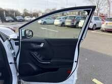 Ford Puma 1.0T EcoBoost MHEV ST-Line SUV 5dr Petrol Manual Euro 6 (s/s) (125 ps) - U1301