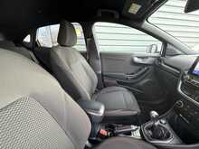 Ford Puma 1.0T EcoBoost MHEV ST-Line SUV 5dr Petrol Manual Euro 6 (s/s) (125 ps) - U1301