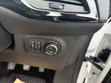 Vauxhall Corsa 1.4i ecoTEC SRi Hatchback 3dr Petrol Manual Euro 6 (90 ps) - U1305