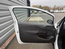 Vauxhall Corsa 1.4i ecoTEC SRi Hatchback 3dr Petrol Manual Euro 6 (90 ps) - U1305