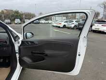 Vauxhall Corsa 1.4i ecoTEC SRi Hatchback 3dr Petrol Manual Euro 6 (90 ps) - U1305