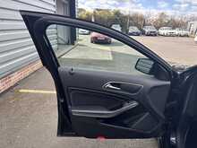 Mercedes-Benz A Class 1.5 A180 CDI Sport Hatchback 5dr Diesel Manual Euro 5 (s/s) (109 ps) - U1306