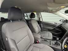 Volkswagen Golf TDI SE Nav Hatchback 1.6 Manual Diesel - U1311