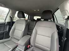 Volkswagen Golf TDI SE Nav Hatchback 1.6 Manual Diesel - U1311