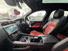 Jaguar F-PACE 2.0 P250i R-Sport SUV 5dr Petrol Auto AWD Euro 6 (s/s) (250 ps) - U1312