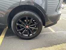 Jaguar F-PACE 2.0 P250i R-Sport SUV 5dr Petrol Auto AWD Euro 6 (s/s) (250 ps) - U1312