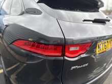 Jaguar F-PACE 2.0 P250i R-Sport SUV 5dr Petrol Auto AWD Euro 6 (s/s) (250 ps) - U1312