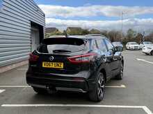 Nissan Qashqai 1.6 dCi Tekna SUV 5dr Diesel Manual 4WD Euro 6 (s/s) (130 ps) - U1322