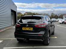 Nissan Qashqai 1.6 dCi Tekna SUV 5dr Diesel Manual 4WD Euro 6 (s/s) (130 ps) - U1322