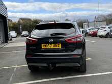 Nissan Qashqai 1.6 dCi Tekna SUV 5dr Diesel Manual 4WD Euro 6 (s/s) (130 ps) - U1322