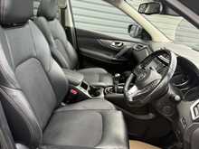 Nissan Qashqai 1.6 dCi Tekna SUV 5dr Diesel Manual 4WD Euro 6 (s/s) (130 ps) - U1322