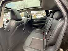 Nissan Qashqai 1.6 dCi Tekna SUV 5dr Diesel Manual 4WD Euro 6 (s/s) (130 ps) - U1322