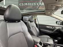 Nissan Qashqai 1.6 dCi Tekna SUV 5dr Diesel Manual 4WD Euro 6 (s/s) (130 ps) - U1322