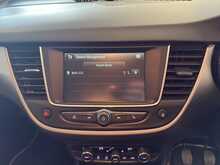 Vauxhall Crossland X 1.2 SE SUV 5dr Petrol Manual Euro 6 (81 ps) - U1339