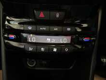 Peugeot 2008 1.2 PureTech Feline SUV 5dr Petrol Manual Euro 6 (s/s) (Mistral) (130 ps) - U1345