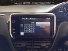 Peugeot 2008 1.2 PureTech Feline SUV 5dr Petrol Manual Euro 6 (s/s) (Mistral) (130 ps) - U1345