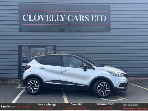 Renault Captur 2.0 TDI Black Edition Coupe 3dr Diesel S Tronic quattro Euro 5 (170 ps)