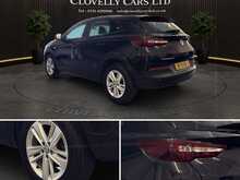 Vauxhall Grandland X 1.2 Turbo GPF SE SUV 5dr Petrol Manual Euro 6 (s/s) (130 ps) - U1365