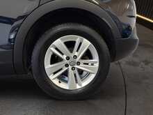 Vauxhall Grandland X 1.2 Turbo GPF SE SUV 5dr Petrol Manual Euro 6 (s/s) (130 ps) - U1365