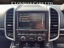 Porsche Cayenne 3.0 TD V6 SUV 5dr Diesel TiptronicS 4WD Euro 6 (s/s) (262 ps) - U1455
