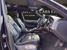 Porsche Cayenne 3.0 TD V6 SUV 5dr Diesel TiptronicS 4WD Euro 6 (s/s) (262 ps) - U1455