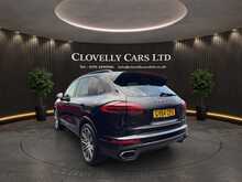 Porsche Cayenne 3.0 TD V6 SUV 5dr Diesel TiptronicS 4WD Euro 6 (s/s) (262 ps) - U1455