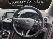 Ford Kuga 2.0 TDCi Titanium SUV 5dr Diesel Manual Euro 6 (s/s) (150 ps) - U1527