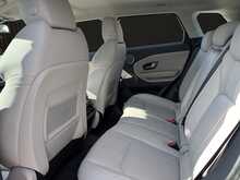 Land Rover Range Rover Evoque 2.0 eD4 SE SUV 5dr Diesel Manual FWD Euro 6 (s/s) (150 ps) - U1541