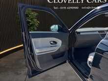 Land Rover Range Rover Evoque 2.0 eD4 SE SUV 5dr Diesel Manual FWD Euro 6 (s/s) (150 ps) - U1541