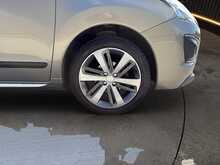 Peugeot 3008 1.6 BlueHDi Allure SUV 5dr Diesel EAT Euro 6 (s/s) (120 ps) - U1542