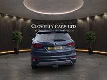 Hyundai Santa Fe 2.2 CRDi Blue Drive Premium SE SUV 5dr Diesel Manual 4WD Euro 6 (s/s) (7 Seat) (200 ps) - U1543