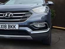 Hyundai Santa Fe 2.2 CRDi Blue Drive Premium SE SUV 5dr Diesel Manual 4WD Euro 6 (s/s) (7 Seat) (200 ps) - U1543