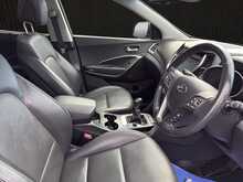 Hyundai Santa Fe 2.2 CRDi Blue Drive Premium SE SUV 5dr Diesel Manual 4WD Euro 6 (s/s) (7 Seat) (200 ps) - U1543