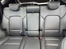 Hyundai Santa Fe 2.2 CRDi Blue Drive Premium SE SUV 5dr Diesel Manual 4WD Euro 6 (s/s) (7 Seat) (200 ps) - U1543