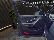 Hyundai Santa Fe 2.2 CRDi Blue Drive Premium SE SUV 5dr Diesel Manual 4WD Euro 6 (s/s) (7 Seat) (200 ps) - U1543