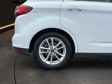 Ford C-Max 1.0T EcoBoost GPF Zetec MPV 5dr Petrol Manual Euro 6 (s/s) (100 ps) - U1548