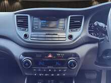 Hyundai TUCSON 1.7 CRDi Blue Drive SE SUV 5dr Diesel DCT Euro 6 (s/s) (141 ps) - U1552