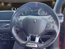 Peugeot 208 THP GTi Prestige - U1556