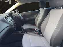 Hyundai i20 1.2 SE Coupe 3dr Petrol Manual Euro 6 (84 ps) - U1567
