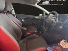 Ford Fiesta 1.0T EcoBoost Zetec S Hatchback 3dr Petrol Manual Euro 6 (s/s) (140 ps) - U1568