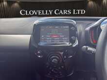 Citroen C1 1.2 PureTech Flair Hatchback 5dr Petrol Manual Euro 6 (82 ps) - U1569