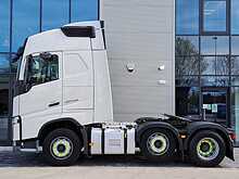 Volvo FH 460 GT 3.9M 6X2 * FRIDGE * SLIDING FIFTH WHEEL * 