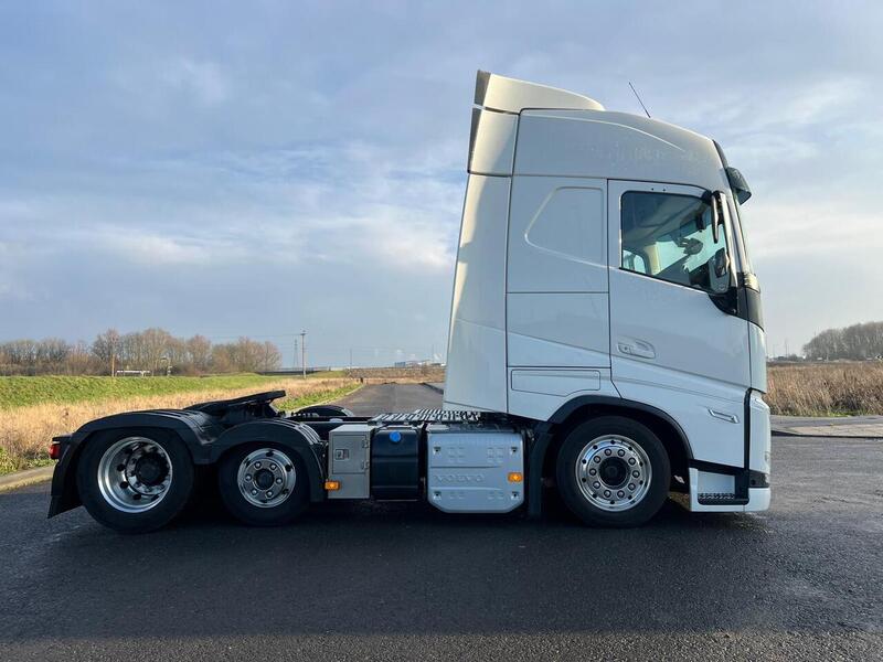 Volvo  500 GT 3.8M LITE 6X2 *X LOW HEIGHT* FULL AIR* NAV*