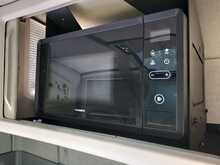 Volvo FH 460 GT 4.1M 6X2 *LATEST MODEL* SAT NAV* MICROWAVE* 