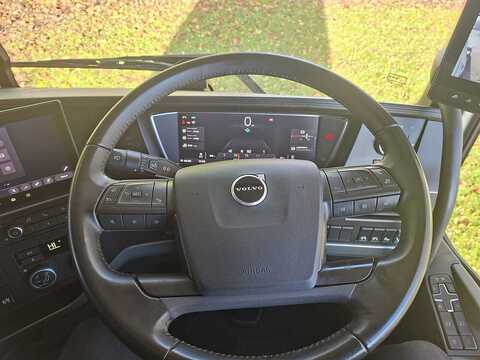 Volvo FH 460TC GTXL AERO 4.1M 6x2 *EX Demonstrator * 